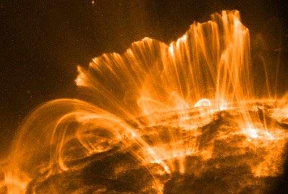 Superfurtuna solară din 1859, cea mai puternică înregistrată până acum. Oamenii puteau citi la lumina aurorei boreale 135296