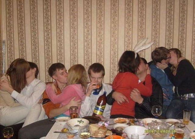 Dacă observi detaliul din această imagine înseamnă că eşti nefericit. Ce se întâmplă când singurătatea intră în viaţa ta 135466