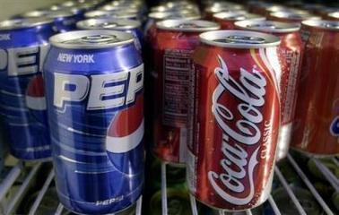 Giganţii Coca-Cola şi Pepsi îşi schimbă reţeta ca să nu te îmbolnăvească de CANCER! Decizie unică în istoria companiilor