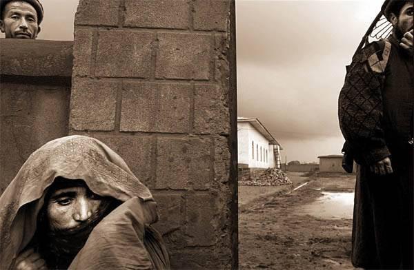 Oameni pentru care fericirea este adusă de moarte. Cele mai impresionante fotografii premiate cu Pulitzer 135874