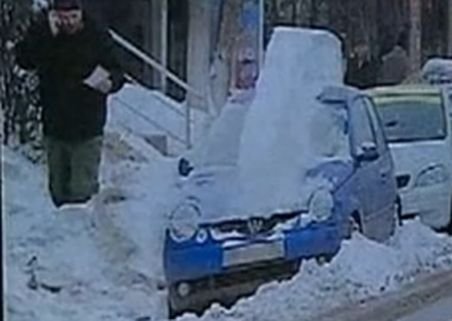 Se întâmplă doar în România: Maşina cu creastă, ultimul răcnet auto 