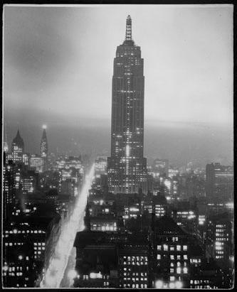 Au trecut 82 de ani de la începerea construcţiei Empire State Building 136986