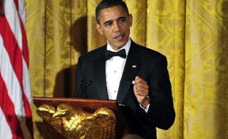 45 de milioane de dolari adunaţi în februarie pentru campania lui Barack Obama