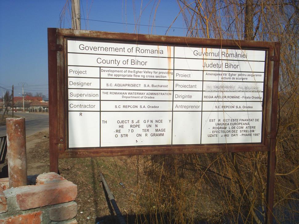 Cine pune de fapt mâna pe fondurile europene. Proiecte lăsate în paragină, banii băgaţi în buzunarele adânci ale &quot;şmecherilor&quot; 137145