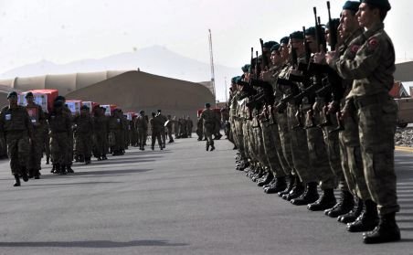 Rusia vrea ca trupele NATO să rămână în Afganistan până la securizarea ţării