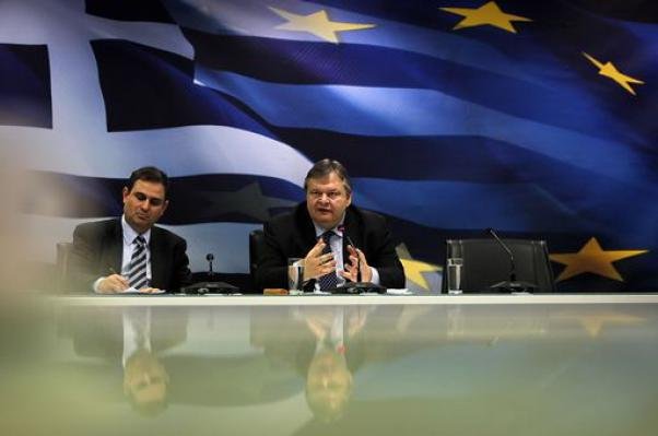 Deputatul socialist Philippos Sahinidis a preluat portofoliul Finanţelor din Grecia