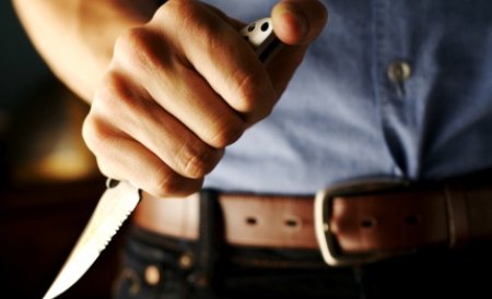 Jaf la o benzinărie din Satu Mare: L-a ameninţaţ pe casier cu un cuţit şi a furat 1.500 de lei