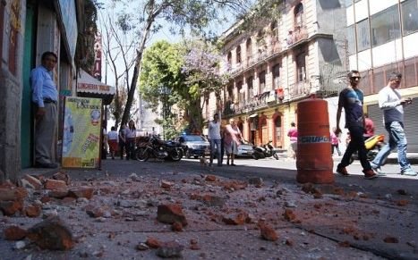 Cel puţin 13 răniţi şi 32.000 de locuinţe avariate în urma cutremurului din Mexic
