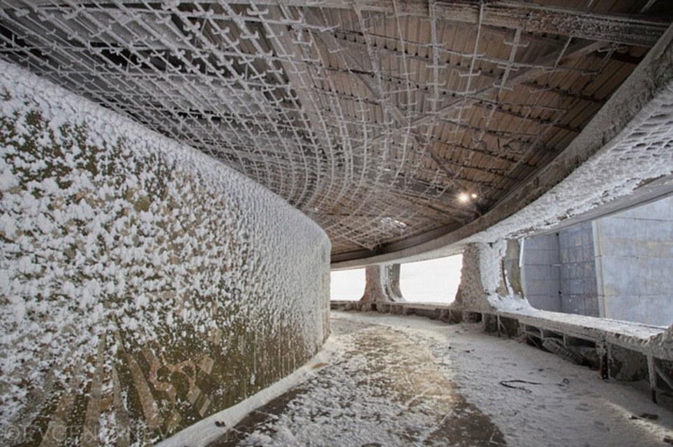 Monumentul unui trecut răvăşitor. Uite cum arată sediul Partidului Comunist din Bulgaria 137946