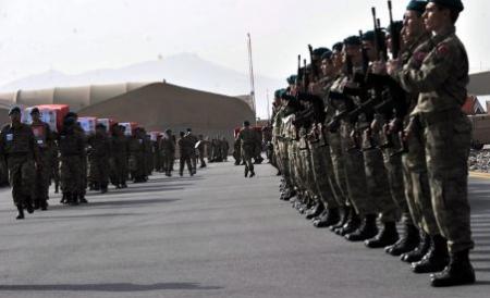 NATO va da 4,1 miliarde de dolari pe an armatei afgane după 2014