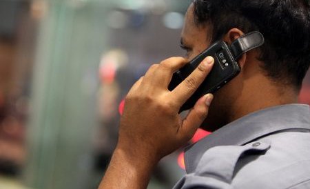 Acord UE: Din iulie, plătim mai puţin pentru serviciile active în roaming