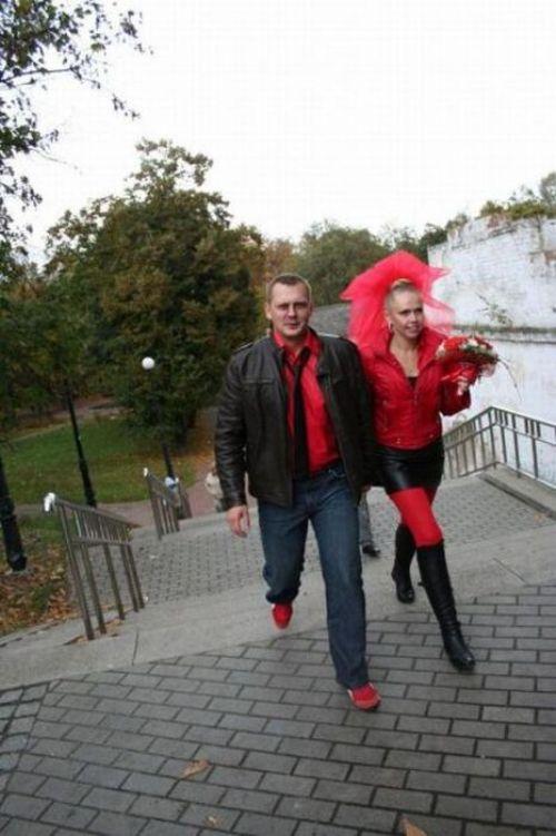 Când a văzut poza şi-a dat seama că s-a măritat şi cu soacra. &quot;Îi lăsa gura apă!&quot; 139166