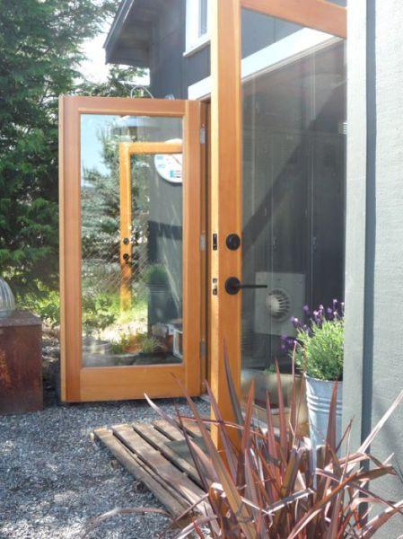 Ce poţi face cu puţină imaginaţie. A transformat un garaj într-o casă locuibilă! 139230