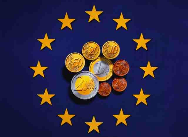 Cum ne tăiem singuri Fondurile Europene! 2 decizii ale Guvernului sărăcesc România cu 4,2 MILIARDE de euro!