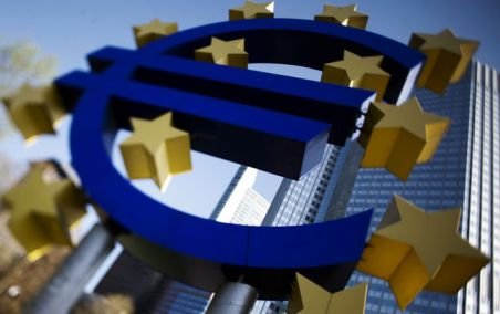 Zona euro va constitui un fond european de salvare împotriva crizei, de 800 miliarde euro