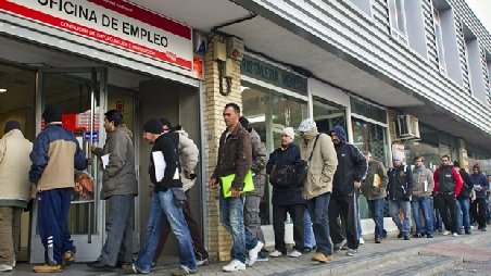 Rata şomajului, în zona euro, a atins un maxim istoric - 10,8%. Spania este cea mai afectată