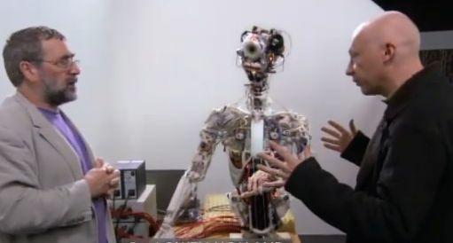 Inedit! Vezi aici cum arată robotul care imită omul 140131