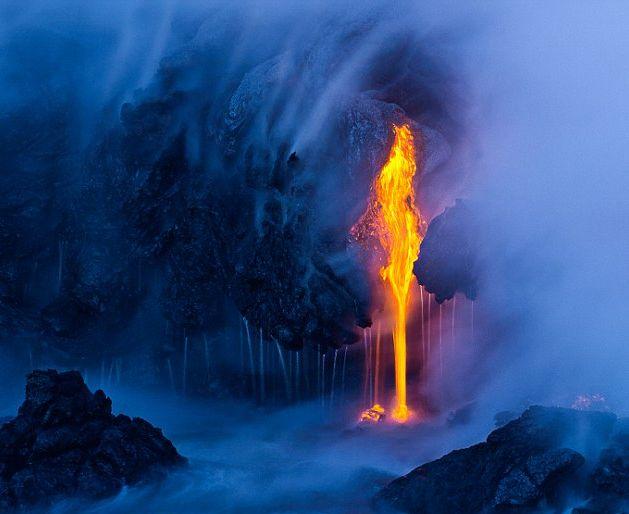 Imagini spectaculoase! Şi-a riscat viaţa pentru a realiza fotografii cu vulcanul activ Kilauea  140291