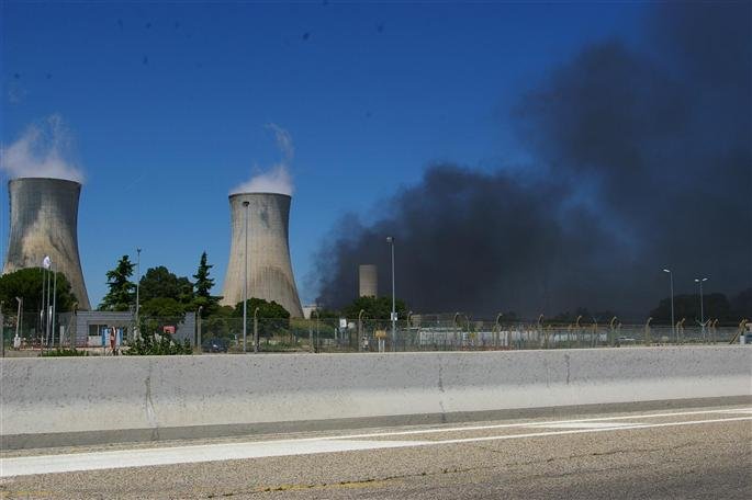 Alertă nucleară în Franţa! Un reactor s-a oprit automat din cauza unei emanaţii de fum 