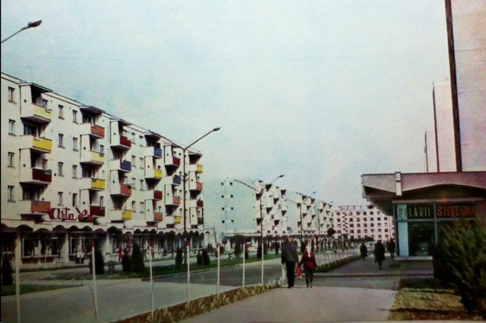 Ce oraş credeţi că apare în aceste imagini? Cum s-a schimbat în 40 de ani viaţa acestor oameni 140715