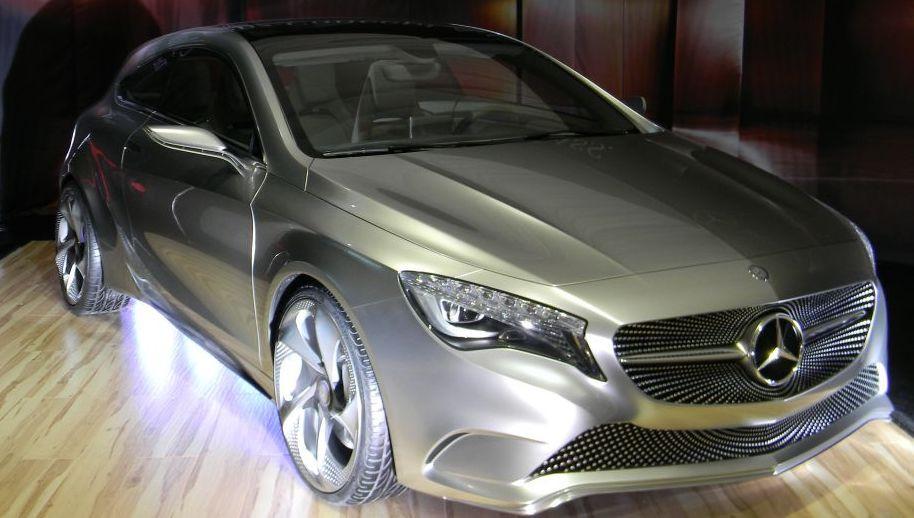 Intră la SIAMB 2012! Vezi o galerie FOTO cu cele mai tari modele auto 140577