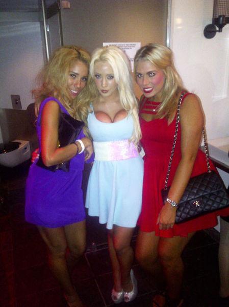 Şi băieţeii se vor juca de acum cu păpuşi. Femeia care a reinventat-o pe Barbie cu propriul trup 140640