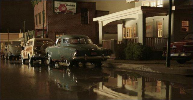 Nu ţi-ar trece prin minte ce este greşit la această imagine. Realitatea nu e aşa cum ţi-ai imaginat 141143