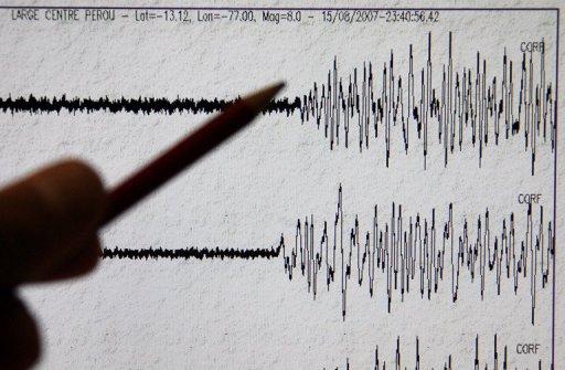 Cutremurul din Indonezia, trăit de românii de acolo. Trimiteţi mesajele voastre pe adresa site@antena3.ro