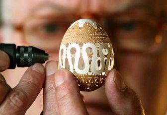 Delicateţea şi fineţea artei într-o singură imagine. Ce iese din mâinile lui sunt adevărate minuni 141373