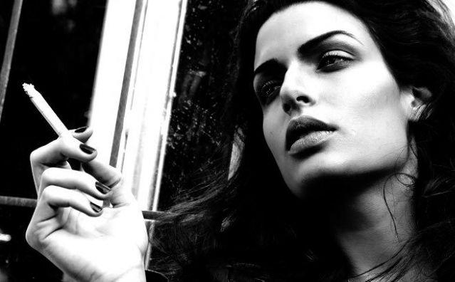 Ea este femeia căreia nici James Bond nu poate să-i reziste 141358