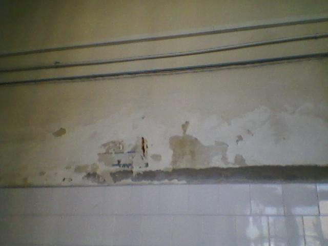 Par locuri bântuite, care au fost bombardate în război. Spitalele din Oradea, clădiri dezastru  141409