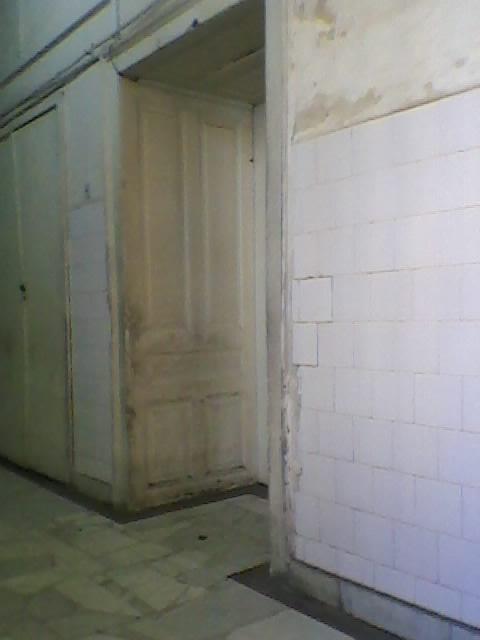 Par locuri bântuite, care au fost bombardate în război. Spitalele din Oradea, clădiri dezastru  141411