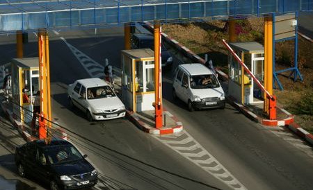 Taxa de barieră în staţiunea Mamaia, suspendată în sezonulul estival 2012