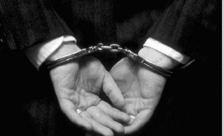 Afaceristul timişean Nicolas Man, acuzat de dare de mită, a fost prins de poliţişti