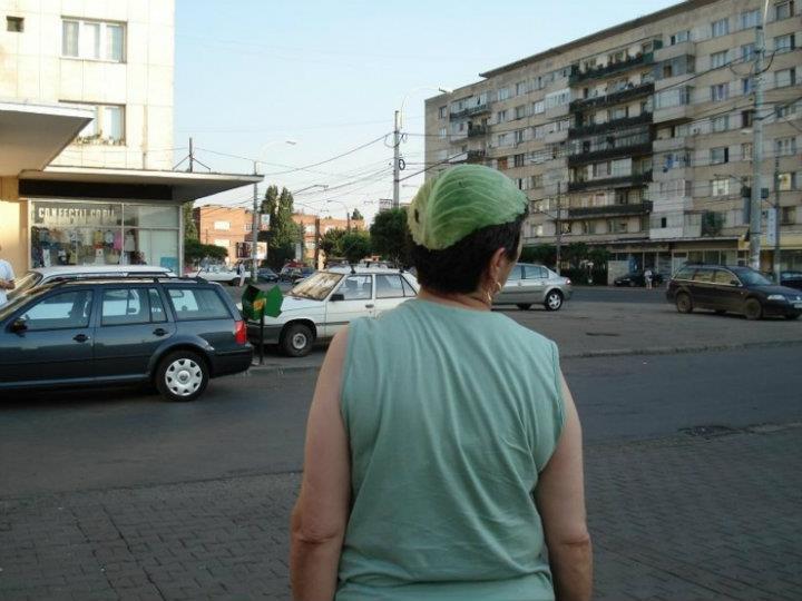 &quot;Balsam pentru fufe&quot; şi &quot;Gulaş din pu*ă de porc&quot;. În România, produsele sunt pentru toate gusturile 141754