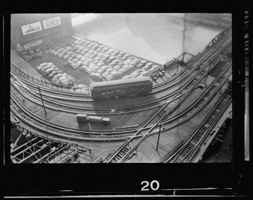 Chicago, oraşul contrastelor. Un fotoreportaj excepţional marca Stanley Kubrik  141861
