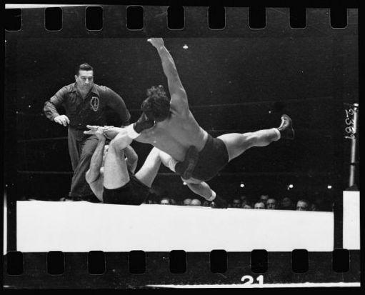 Chicago, oraşul contrastelor. Un fotoreportaj excepţional marca Stanley Kubrik  141881