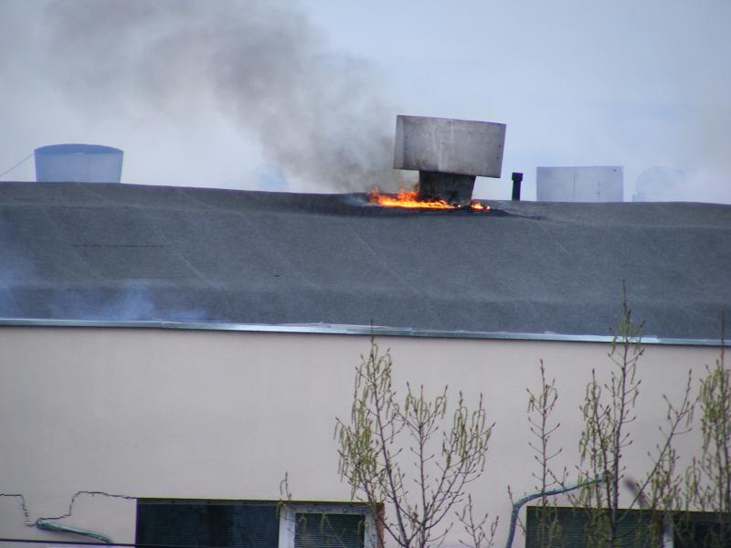 Imagini de la incediul de proporții care a distrus complexul comercial Siraj din Iași 141991