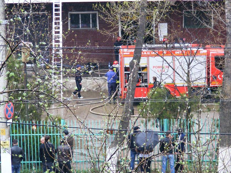 Imagini de la incediul de proporții care a distrus complexul comercial Siraj din Iași 141993