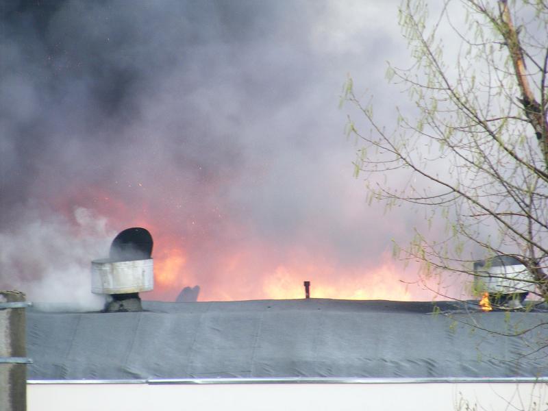 Imagini de la incediul de proporții care a distrus complexul comercial Siraj din Iași 142006