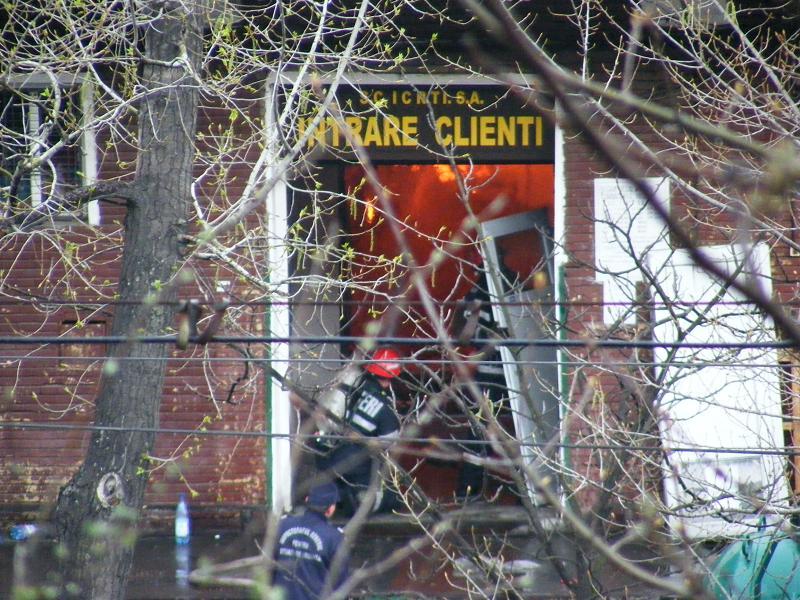 Imagini de la incediul de proporții care a distrus complexul comercial Siraj din Iași 142007