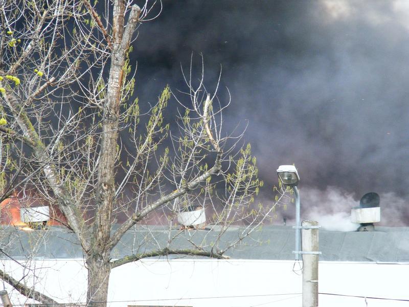 Imagini de la incediul de proporții care a distrus complexul comercial Siraj din Iași 142019