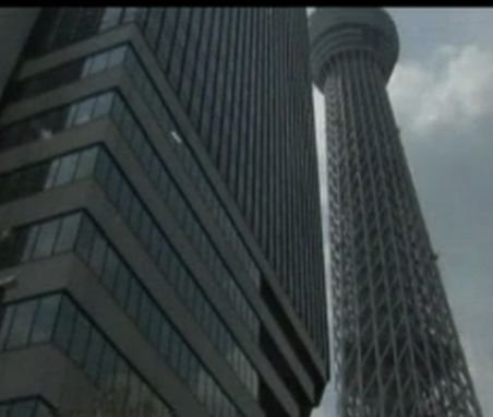 Giganticul Sky Tree din Tokio se pregăteşte pentru deschiderea oficială