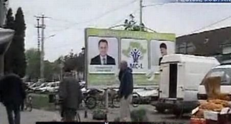PDL Arad A FURAT STARTUL: Candidaţii la locale, pe afişe electorale la intrarea în oraş şi în piaţă