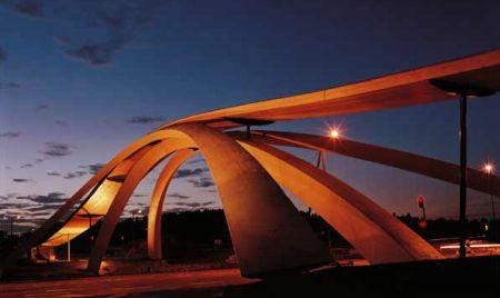 Schiţele lui Leonardo Da Vinci se trezesc la viaţă. Norvegienii utilizează deja un pod proiectat de artistul renascentist 142505