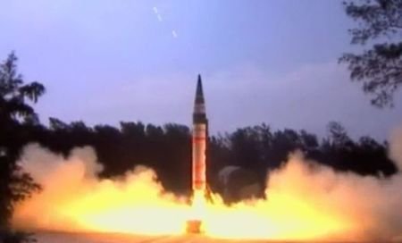 &quot;Ucigaşul Chinei&quot;, lansat cu succes de India. Racheta nucleară poate atinge obiective din Europa şi China