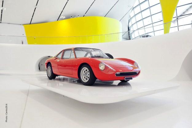 Un nou muzeu Enzo Ferrari şi-a deschis porţile la Modena 142707