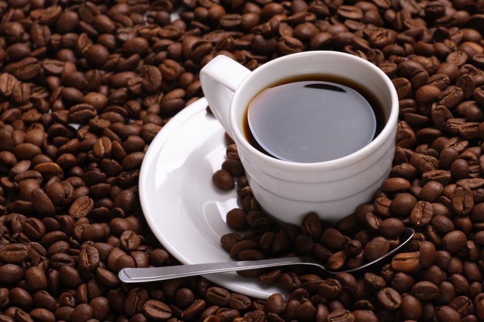 Cafeaua pe care o bei zi de zi te-ar putea îmbolnăvi de CANCER. Autorităţile române au intrat în alertă
