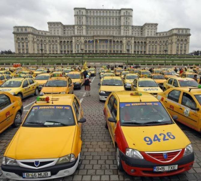 Mitinguri de amploare ale taximetriştilor, astăzi în Capitală. Vezi pe ce străzi se va restricţiona traficul