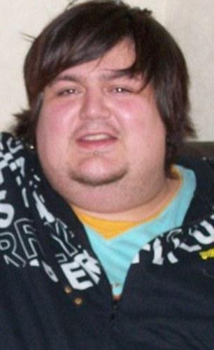 În 365 de zile viaţa lui s-a transformat radical. &quot;O fotografie cu mine postată pe Facebook m-a speriat&quot; 143393